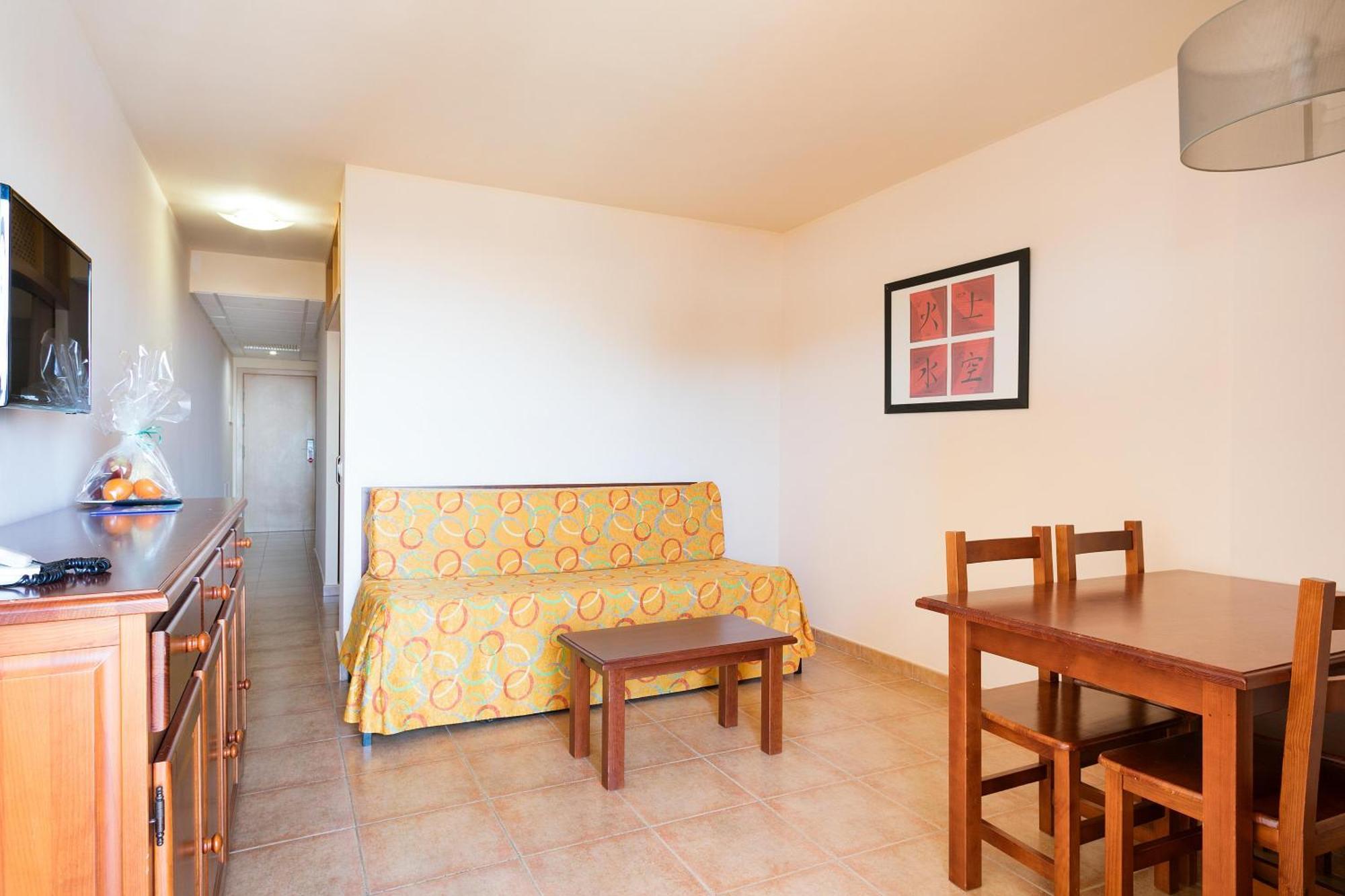 Apartamentos Best Alcazar La Herradura  Bagian luar foto
