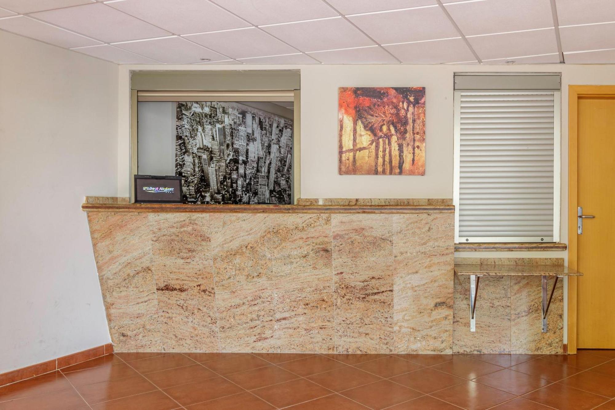 Apartamentos Best Alcazar La Herradura  Bagian luar foto